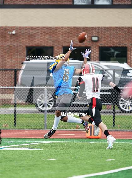 Thumbnail 3 in Niagara-Wheatfield @ Lockport photogallery.