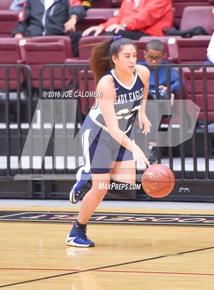 Thumbnail 2 in East Central vs Akins (NEISD Invitational) photogallery.