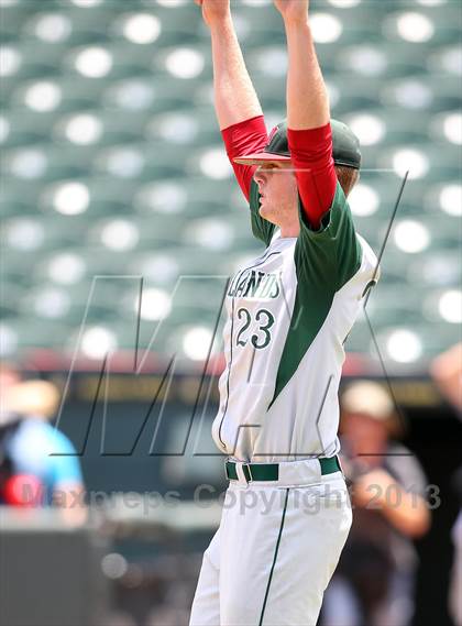 Thumbnail 1 in Fort Bend Dulles vs. The Woodlands (UIL 5A Finals) photogallery.