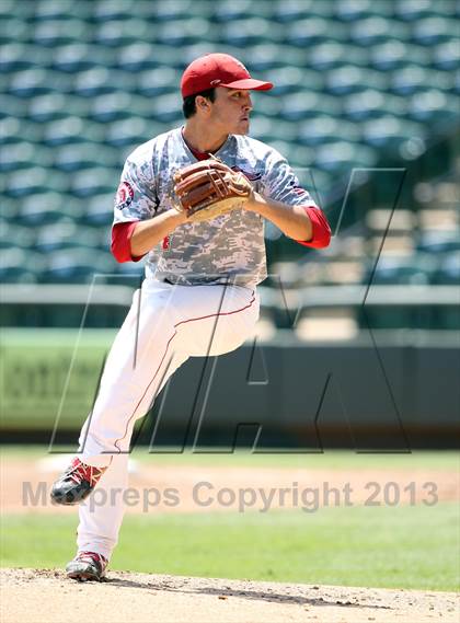 Thumbnail 1 in Fort Bend Dulles vs. The Woodlands (UIL 5A Finals) photogallery.