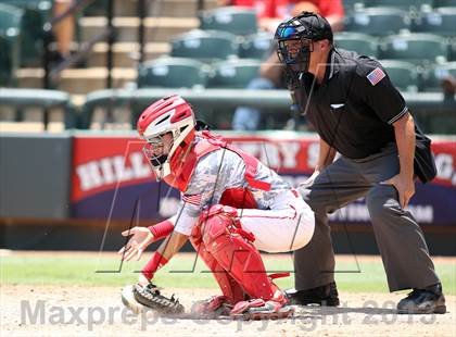 Thumbnail 2 in Fort Bend Dulles vs. The Woodlands (UIL 5A Finals) photogallery.