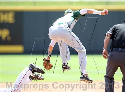 Thumbnail 1 in Fort Bend Dulles vs. The Woodlands (UIL 5A Finals) photogallery.
