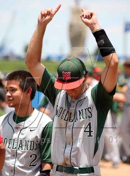 Thumbnail 1 in Fort Bend Dulles vs. The Woodlands (UIL 5A Finals) photogallery.