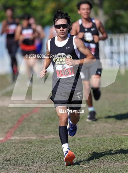 Thumbnail 3 in UIL Cross Country 1A Finals (5K) photogallery.
