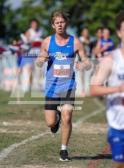 Thumbnail 2 in UIL Cross Country 1A Finals (5K) photogallery.