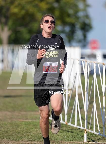 Thumbnail 3 in UIL Cross Country 1A Finals (5K) photogallery.