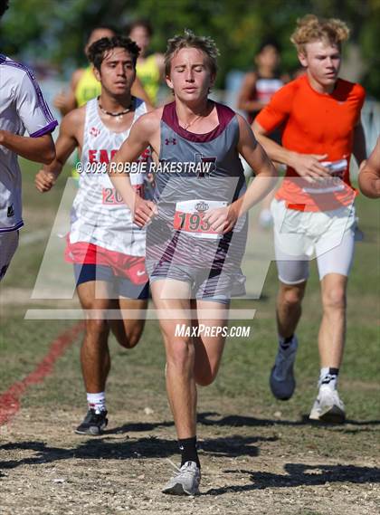 Thumbnail 3 in UIL Cross Country 1A Finals (5K) photogallery.