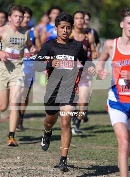 Thumbnail 2 in UIL Cross Country 1A Finals (5K) photogallery.