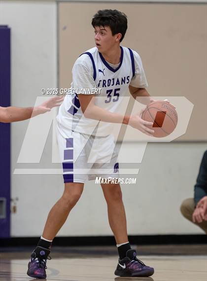 Thumbnail 1 in Casa Grande @ Petaluma photogallery.