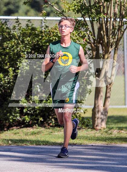 Thumbnail 2 in Coastal Cross Country Meet photogallery.