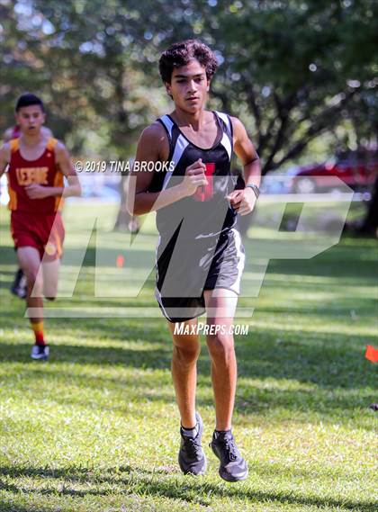 Thumbnail 3 in Coastal Cross Country Meet photogallery.
