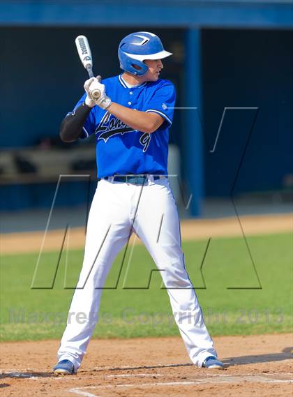Thumbnail 3 in Marion vs. George West (UIL 2A Region IV Regional Quarter Finals) photogallery.