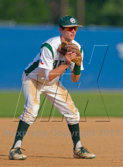 Thumbnail 3 in Marion vs. George West (UIL 2A Region IV Regional Quarter Finals) photogallery.