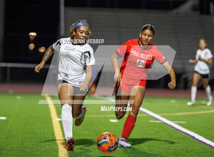 Thumbnail 2 in Doral Academy Red Rock vs. Cimarron-Memorial (NIAA 4A First Round) photogallery.