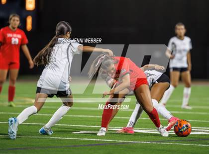 Thumbnail 3 in Doral Academy Red Rock vs. Cimarron-Memorial (NIAA 4A First Round) photogallery.