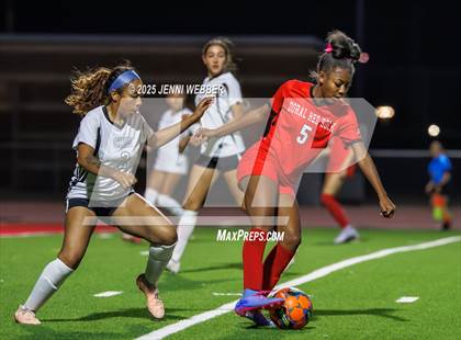 Thumbnail 3 in Doral Academy Red Rock vs. Cimarron-Memorial (NIAA 4A First Round) photogallery.
