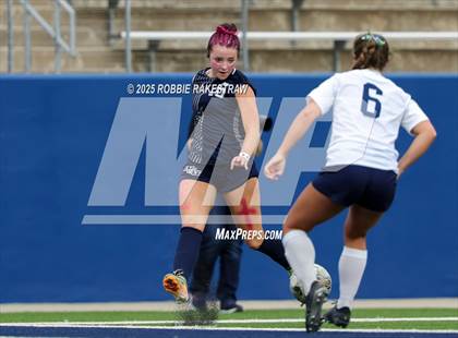 Thumbnail 1 in Walnut Grove vs. Reedy (UIL 5A D1 Area Playoff) photogallery.