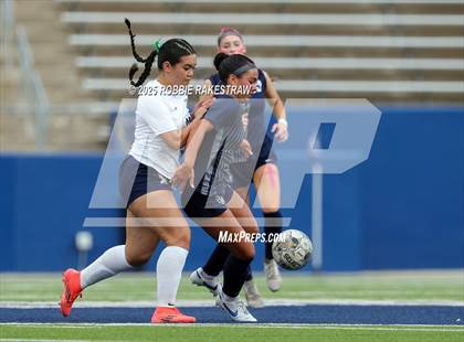 Thumbnail 1 in Walnut Grove vs. Reedy (UIL 5A D1 Area Playoff) photogallery.