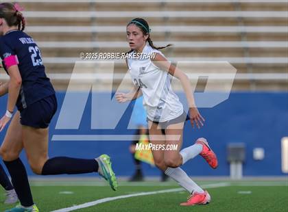 Thumbnail 2 in Walnut Grove vs. Reedy (UIL 5A D1 Area Playoff) photogallery.
