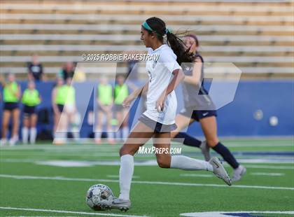 Thumbnail 3 in Walnut Grove vs. Reedy (UIL 5A D1 Area Playoff) photogallery.