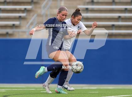 Thumbnail 2 in Walnut Grove vs. Reedy (UIL 5A D1 Area Playoff) photogallery.