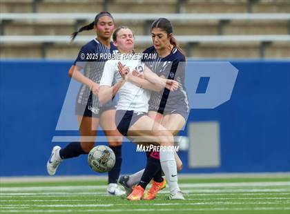 Thumbnail 1 in Walnut Grove vs. Reedy (UIL 5A D1 Area Playoff) photogallery.