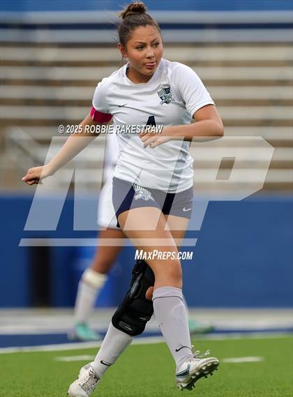Thumbnail 3 in Walnut Grove vs. Reedy (UIL 5A D1 Area Playoff) photogallery.