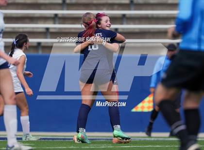 Thumbnail 2 in Walnut Grove vs. Reedy (UIL 5A D1 Area Playoff) photogallery.