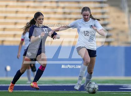 Thumbnail 3 in Walnut Grove vs. Reedy (UIL 5A D1 Area Playoff) photogallery.