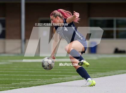 Thumbnail 2 in Walnut Grove vs. Reedy (UIL 5A D1 Area Playoff) photogallery.