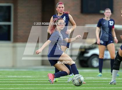 Thumbnail 3 in Walnut Grove vs. Reedy (UIL 5A D1 Area Playoff) photogallery.