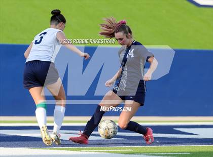 Thumbnail 3 in Walnut Grove vs. Reedy (UIL 5A D1 Area Playoff) photogallery.