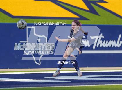 Thumbnail 2 in Walnut Grove vs. Reedy (UIL 5A D1 Area Playoff) photogallery.