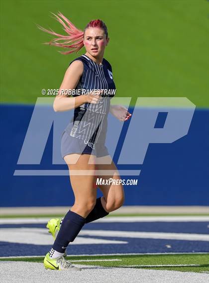 Thumbnail 1 in Walnut Grove vs. Reedy (UIL 5A D1 Area Playoff) photogallery.