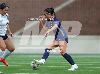 Thumbnail 3 in Walnut Grove vs. Reedy (UIL 5A D1 Area Playoff) photogallery.