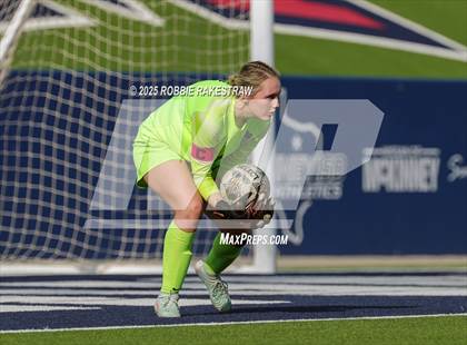 Thumbnail 1 in Walnut Grove vs. Reedy (UIL 5A D1 Area Playoff) photogallery.