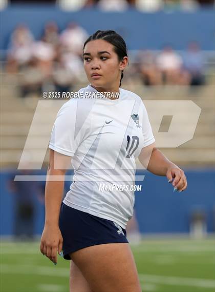 Thumbnail 1 in Walnut Grove vs. Reedy (UIL 5A D1 Area Playoff) photogallery.