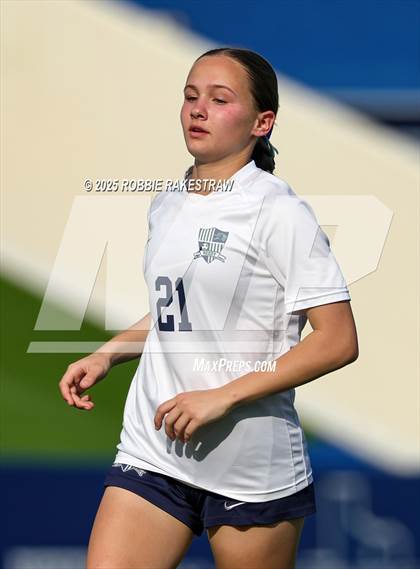 Thumbnail 3 in Walnut Grove vs. Reedy (UIL 5A D1 Area Playoff) photogallery.