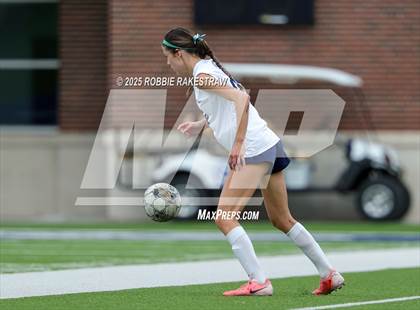 Thumbnail 3 in Walnut Grove vs. Reedy (UIL 5A D1 Area Playoff) photogallery.