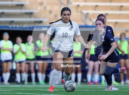Thumbnail 3 in Walnut Grove vs. Reedy (UIL 5A D1 Area Playoff) photogallery.