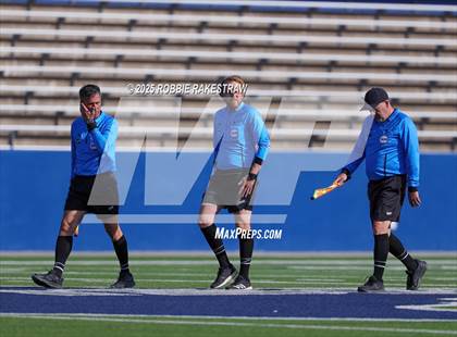 Thumbnail 1 in Walnut Grove vs. Reedy (UIL 5A D1 Area Playoff) photogallery.