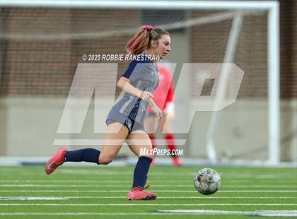 Thumbnail 2 in Walnut Grove vs. Reedy (UIL 5A D1 Area Playoff) photogallery.