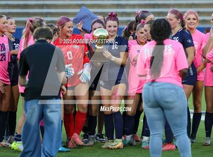 Thumbnail 2 in Walnut Grove vs. Reedy (UIL 5A D1 Area Playoff) photogallery.