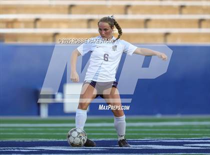 Thumbnail 2 in Walnut Grove vs. Reedy (UIL 5A D1 Area Playoff) photogallery.