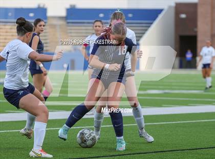 Thumbnail 1 in Walnut Grove vs. Reedy (UIL 5A D1 Area Playoff) photogallery.