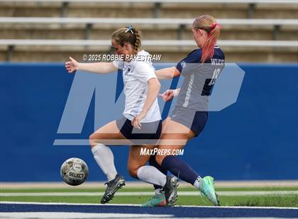 Thumbnail 3 in Walnut Grove vs. Reedy (UIL 5A D1 Area Playoff) photogallery.