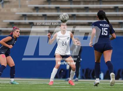 Thumbnail 2 in Walnut Grove vs. Reedy (UIL 5A D1 Area Playoff) photogallery.