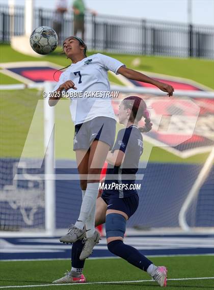 Thumbnail 2 in Walnut Grove vs. Reedy (UIL 5A D1 Area Playoff) photogallery.