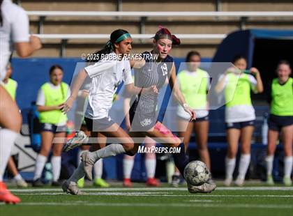 Thumbnail 1 in Walnut Grove vs. Reedy (UIL 5A D1 Area Playoff) photogallery.