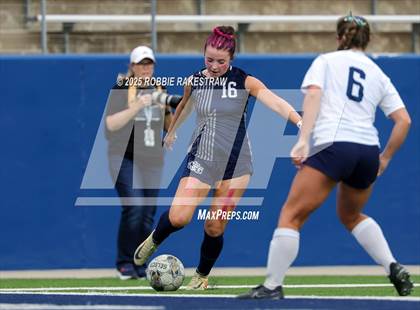 Thumbnail 3 in Walnut Grove vs. Reedy (UIL 5A D1 Area Playoff) photogallery.